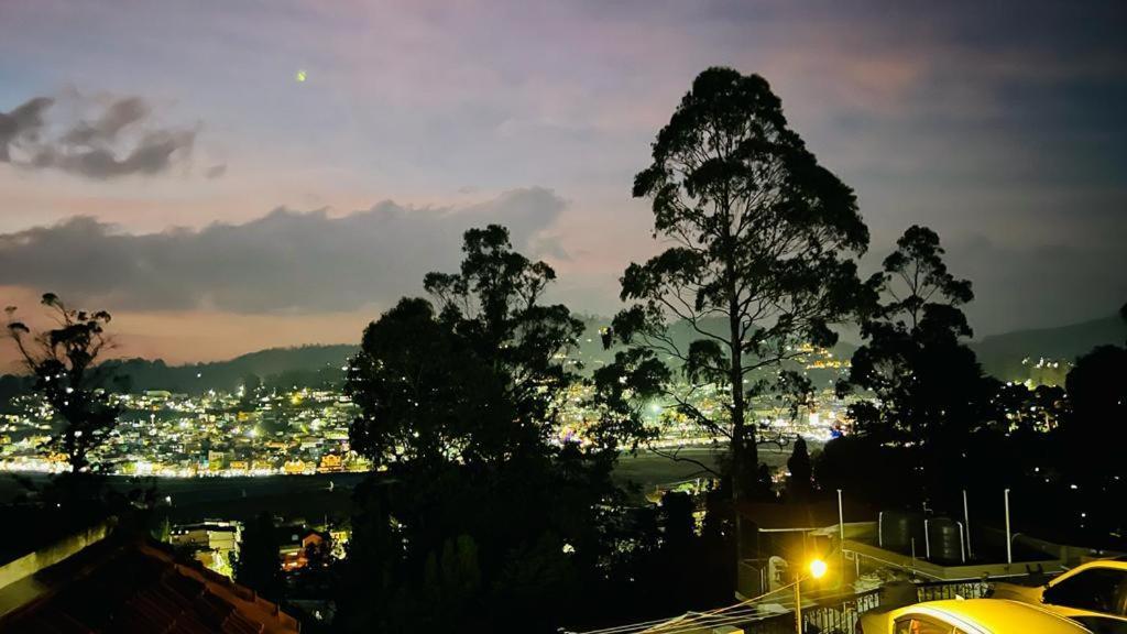 smile stone individual cottage Ooty Esterno foto
